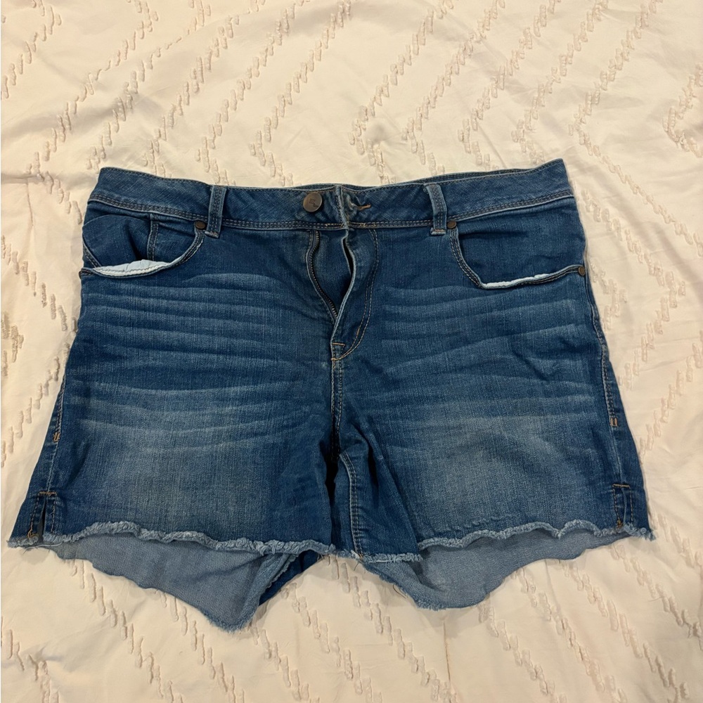 1822 Denim Dark Blue Jean Shorts